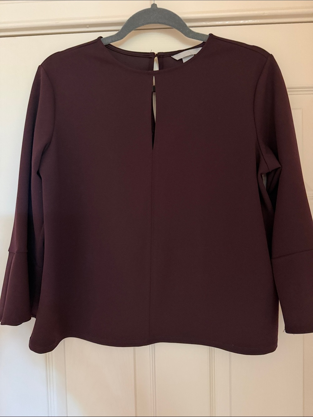 H&M Plum Long-Sleeve Keyhole Blouse. NWOT